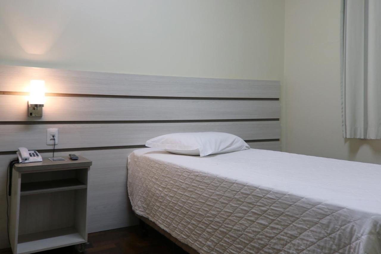 Tri Hotel Xanxerê Extérieur photo